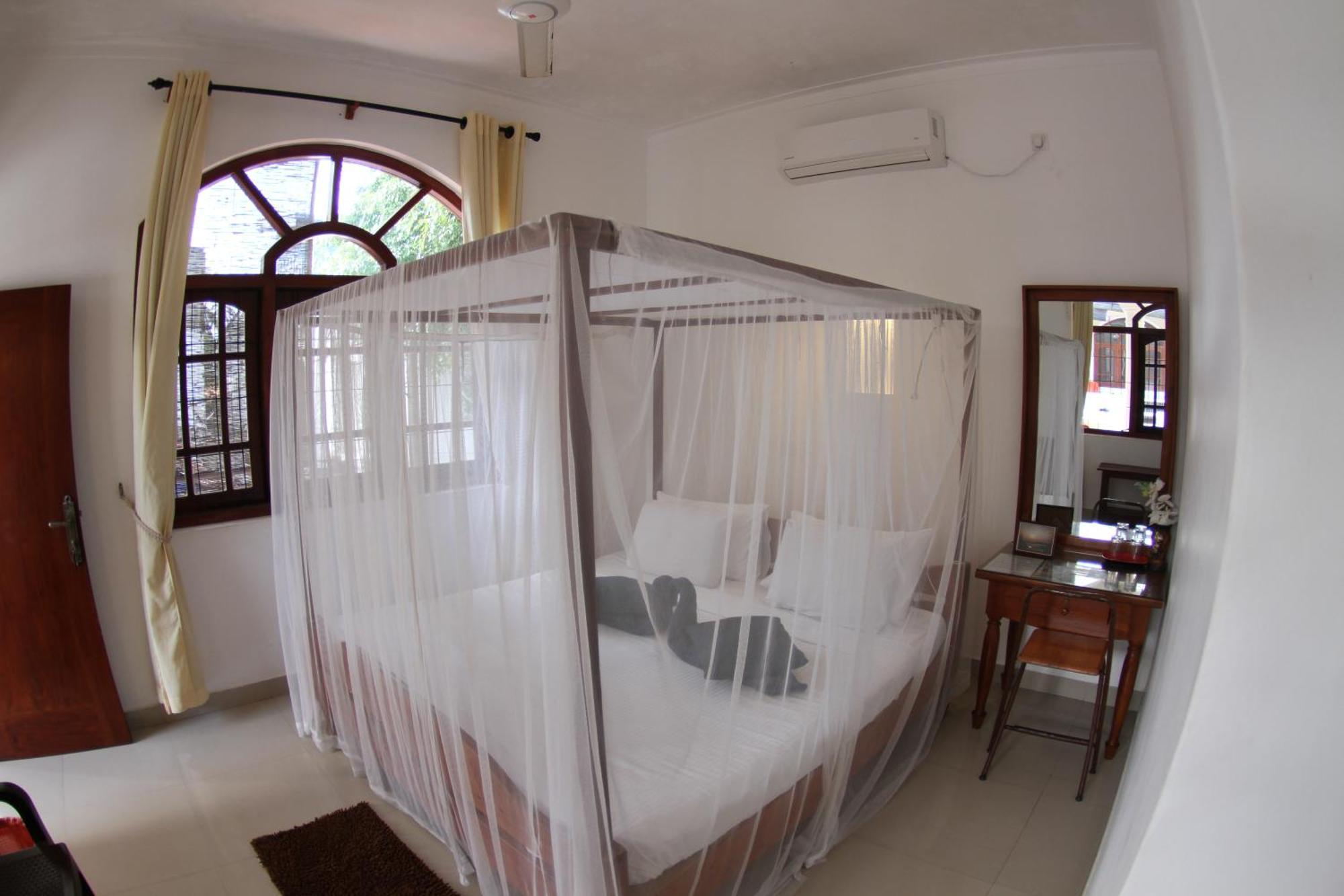 Angel Inn Guest House Негомбо Экстерьер фото